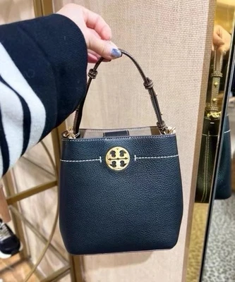 Bolso Bandolera Tory Burch Negro Felix Bucket Nuevo con etiqueta Foto 1 de 4