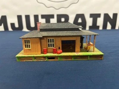 Tyco HO Freight Station Building Brown 906 NO BOX - Image 1 of 4