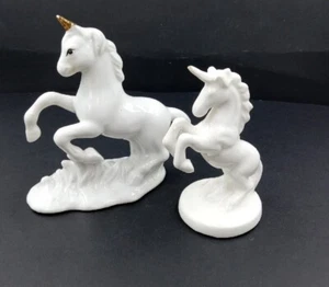  Set Of 2 vintage unicorn Figurine's White & Gold Glaze Ceramic 3" & 4" - Picture 1 of 13