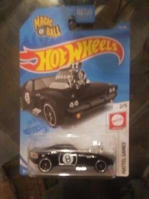 Hot Wheels 2021 Rodger Dodger 2/5 Magic 8 Ball "Más probable"  Foto 1 de 2