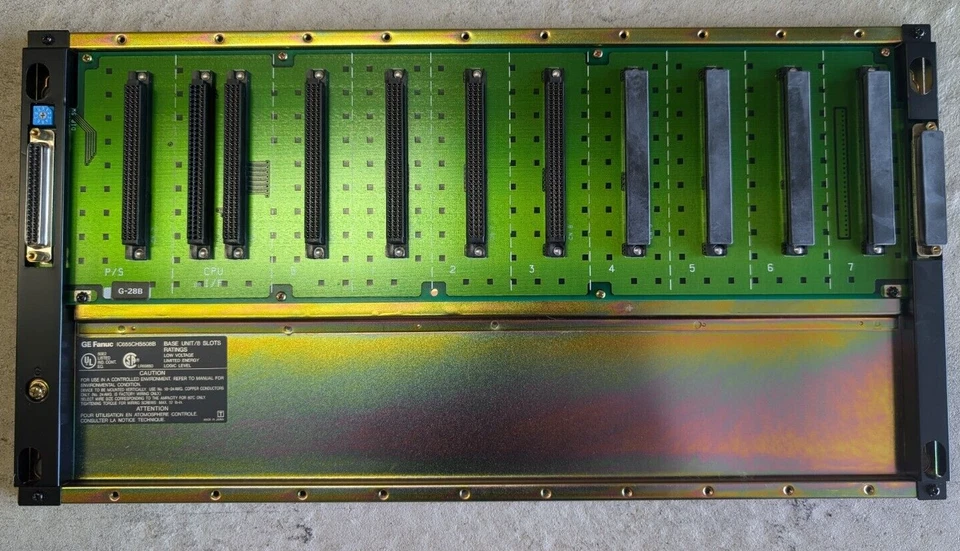 GE Fanuc IC655CHS508B Series 5 Programmable Controller Base Unit 8 slots NEW - Image 1 of 4