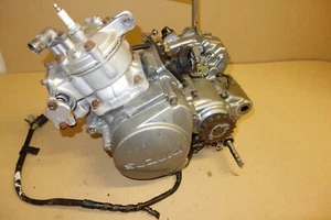 Suzuki TS125R TS 125R TSR125 1993 modelo motor completo repuestos o reparación dañado - Imagen 1 de 18