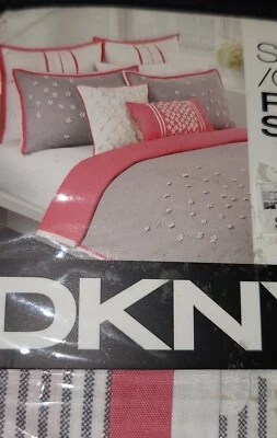 1 DKNY Scattered Daisy Charcoal Stripe Standard Sham Nuevo en Paquete Foto 1 de 4