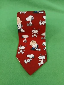Charlie Brown And Gang Men's Neck Tie Man's Best Friend Snoopy Red Polyester USA - Picture 1 of 8