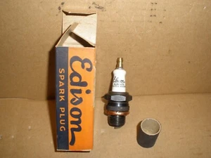 Vintage EDISON 48-T Spark Plug w/ Box Antique - Picture 1 of 7