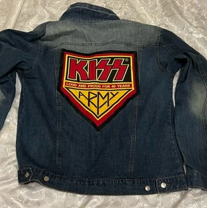 KISS ARMY 2013 Denim Jean Jacket XL Loud & Proud 40 Years Patch Offical Vintage - Picture 1 of 24