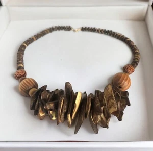 Vintage Retro Unique Brown Chunky Natural Wood Bead Shell Nut 26” Boho Necklace - Picture 1 of 13