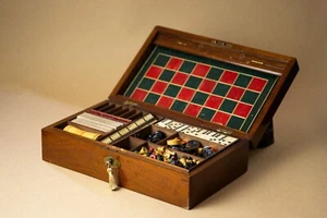 Victorian Mahogany Games Compendium With Fitted Interieur And Game Accessories - Bild 1 von 23