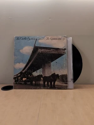 The Doobie Brothers - The Captain and Me - 1974 Warner BS 2694 Vinyl LP  - Image 1 of 4