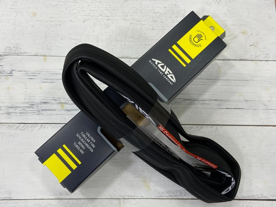 TUFO Hi-composite Carbon 700x28mm N228x0000000 Components Tires Tubular Road