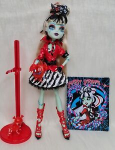 Mattel Monster High Doll Frankie Stein Sweet Screams 2013 # BHN01 Item # 94