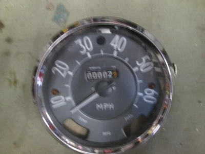 BMC AUSTIN/MORRIS VAN SMITHS SPEEDO NOS - Image 1 of 3