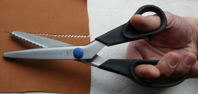 Extra Leichte 9" Zackenschere Zick Zack Zwilling J.A.Henckels International - Bild 1 von 4