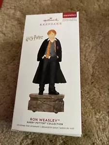 Hallmark 2019 Harry Potter Ron Storytellers Story Tellers Keepsake Ornament - Picture 1 of 1