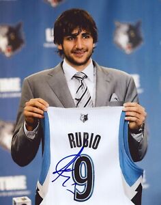 Minnesota Timberwolves Ricky Rubio Signed Autograph Auto  11x14 Photo  Pic