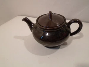 Vintage Royal Canadian Art Pottery Hamilton Canada Dripless Teapot Brown glaze - Picture 1 of 6