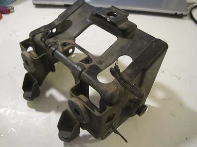 84 85 Honda V30 MAGNA VF500C VF500 C заднее крыло задний фонарь крепление кронштейн - Изображение 1 из 2