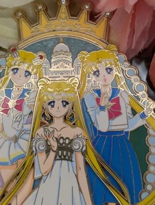 Super Sailor Moon Serena Princess Serenity Crowned In Their Three Forms Pin - Picture 1 of 3