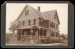 Antique Cabinet Card Photo Old House A. W. & G.E. Howes Studio Ashfield MA 1902 - Picture 1 of 2