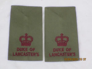 Lineas de Rango: Major, Burdeos en Oliva, Duque Of Lancaster`S, Par - Imagen 1 de 2