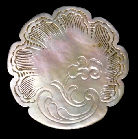 19th C. Antique Carved & Engraved ABALONE Pearl Shell BUTTON NICE Cover