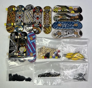 Lote de 12 patinetas Tech Deck 96 mm finas, más de 50 ruedas, hardware + - Imagen 1 de 6