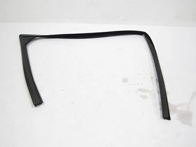 17-20 Jaguar F-Pace 2018 puerta delantera izquierda conductor ventana cristal canal sello; Foto 1 de 4