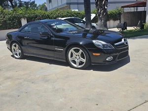 2009 Mercedes-Benz SL-Class 550 - Picture 1 of 40