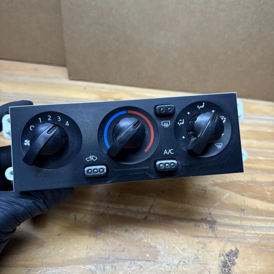 Оригинальный идентификатор климат-контроля для обогревателя кондиционера Nissan Xterra 2003 04 годов выпуска 173-010-1160 - Изображение 1 из 4