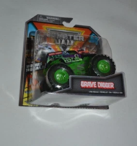 MONSTER JAM 2022 SERIES 23 - GRAVE DIGGER + BONUS - Picture 1 of 4