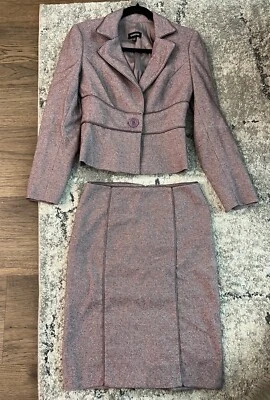 Conjunto de blazer y falda de lana morada Bebe Foto 1 de 4