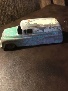 Tootsietoy Panel Delivery Truck - Picture 1 of 3