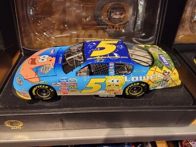 2004 Autographed Kyle Busch #5 Lowes/Spongebob  1/24 ELITE Monte Carlo  - Image 1 of 4