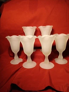Juego de 6 vasos de helado de vidrio Indiana 6 1/4" borde con volantes esmerilados - Imagen 1 de 7