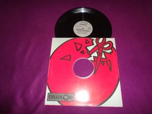 MAXI 12' FAB 5 FREDDY + BEESIDE / CHAGE THE BEAT / CELLULOID USA PRESS HIP HOP - Picture 1 of 1