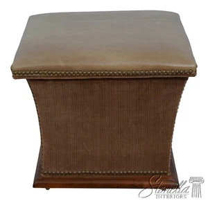 62112EC: Leather Seat Square Lift Top Stool w. Storage - Picture 1 of 12