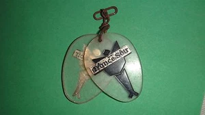 50' AD " FRANCE SOIR " FRENCH DAILY NEWSPAPER NO LONGER EXIST PLASTIC KEYCHAIN - Picture 1 of 12