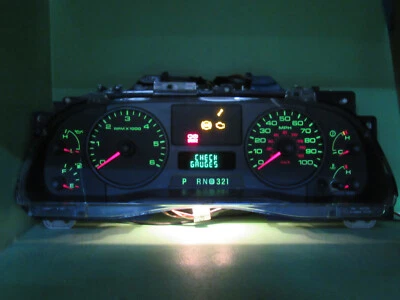 06-07 F250 F350 INSTRUMENT GAUGE CLUSTER GAUGES SPEEDO TACH MILEAGE PROG 1104 - Image 1 of 4