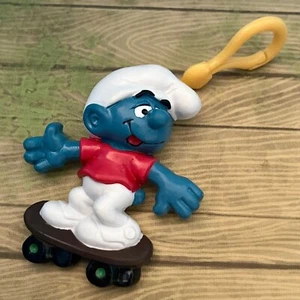 RARO Pitufos SLOUCHY Pitufo Llavero Clip Coleccionista Figura De Colección Años 80 Pitufo En muy buen estado - Imagen 1 de 9