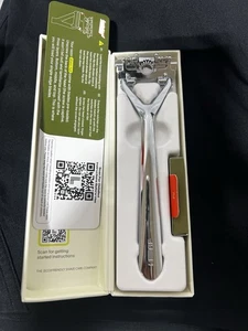 The Leaf Razor, Chrome - Plastic-Free, Multi-Blade, Pivoting Head Razor - Picture 1 of 4