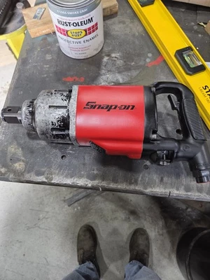 Pistola de impacto Snapon reacondicionada de 1" Foto 1 de 4