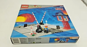 LEGO 4539 Manual Level Crossing MIB NEW NEU Bahnübergang 4558 9v Train Trains - Picture 1 of 19