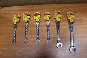 Dewalt Metric flex head ratchet spanner 12 13 14 15 17 19mm single - Picture 1 of 13