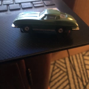 Vgc Vintage Aurora  Green   Corvette / T Jet - vibrator Slot Cars runs - Picture 1 of 6