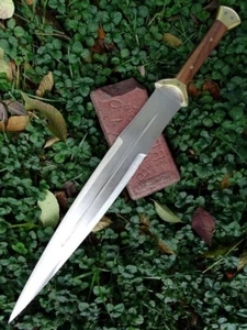 Hand Forged J2 Steel Full Tang Hunting Battle Ready Dagger Sword wood Handle - Picture 1 of 1