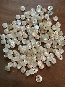 Lot Of Vintage Mother Of Pearl Buttons Round Crafts Sewing