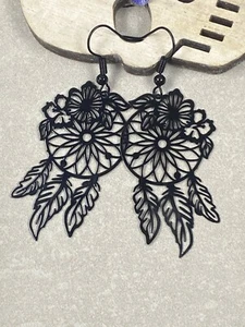 Black Flower Dreamcatcher Earrings Goth Kitsch New Age Pagan Novelty Feathers - Picture 1 of 8