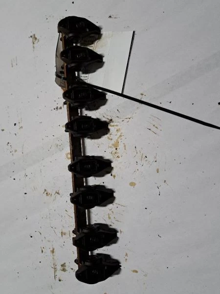 LEFT  SIDE ROCKER ARMS FOR GMC YUKON 2002 - Image 1 of 4