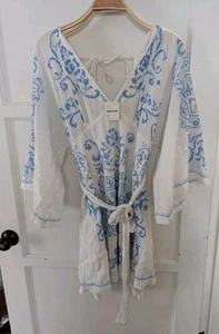 Free People Needlepoint White Blue Flare Sleeve Mini Dress M V Neck Embroidered - Picture 1 of 6