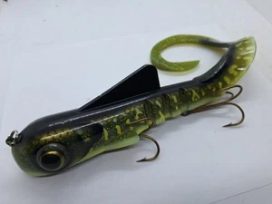 15.5" Musky Innovations Magnum Bull Dawg TRO Northern Pike Rubber Musky Lure - Picture 1 of 5